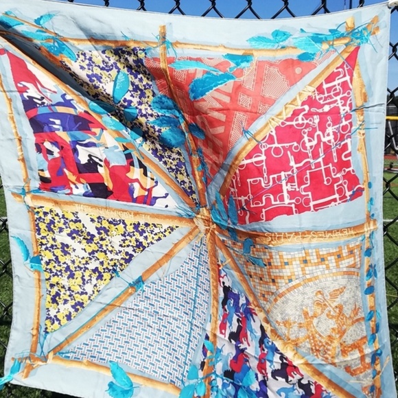 Hermes silk scarf - Picture 7 of 7